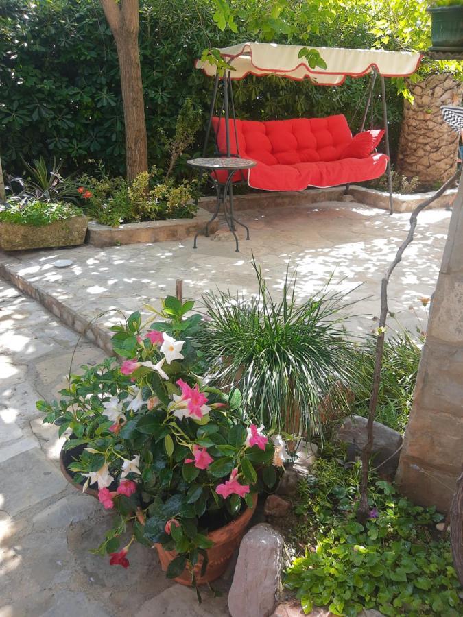 Sea-Side Old Stone Villa With A Private Garden Budva Bagian luar foto