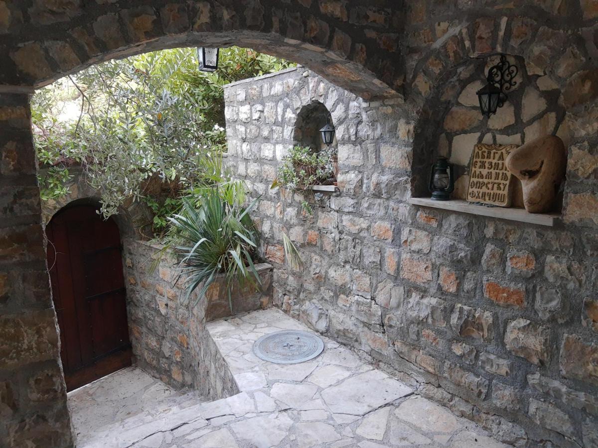 Sea-Side Old Stone Villa With A Private Garden Budva Bagian luar foto
