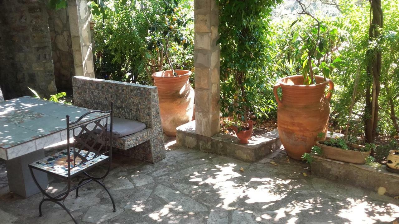 Sea-Side Old Stone Villa With A Private Garden Budva Bagian luar foto